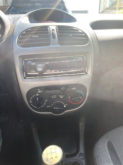 Peugeot 206, 2008, benzin + LPG - 6