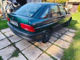 Ford Escort 1.4 - 6