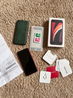 iPhone SE 2020 100% - 6