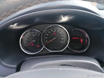 Dacia Sandero - 6