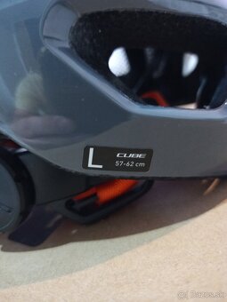 Predám prilbu CUBE - 6