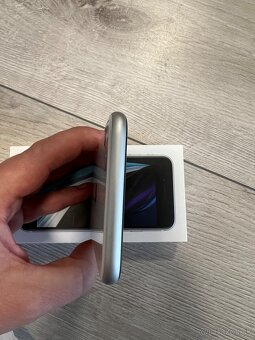 Apple iPhone SE 2022 64GB, 3.Gen, white - 6