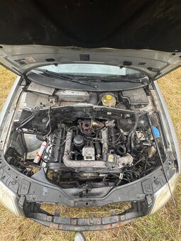 Rozpredam vw passat b5.5 2.5 tdi - 6