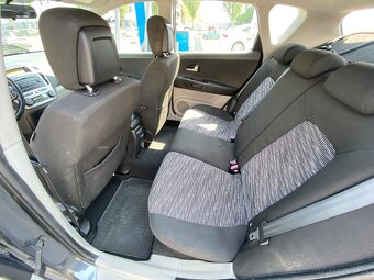 Kia Ceed 1,4 77kW 2008 (STK do 2027) - 6