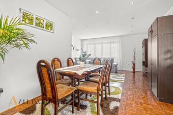 ALL INCLUSIVE | NA PREDAJ 5-IZBOVÝ RODINNÝ DOM, OHRADY - 6