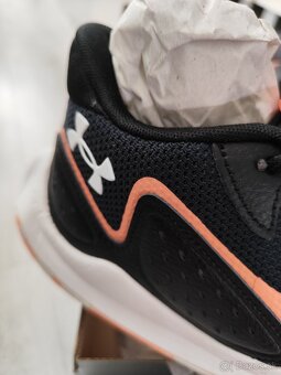 Under Armour shoes 44 - 6