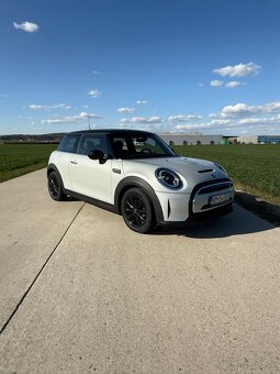 Predám MINI COOPER SE 11/2021 elektrické , ako nové - 6
