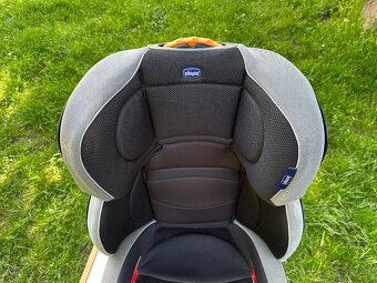 Autosedačka CHICCO Oasys 2-3 FixPlus Evo Jet Black (15-36 kg - 6
