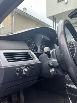 BMW 523i - 6