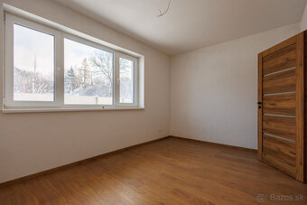 Rodinný dom v Hôrke nad Váhom - 6