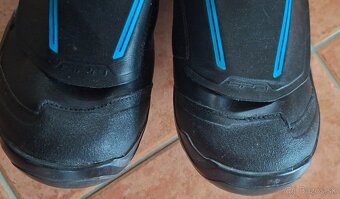 Tretry SHIMANO AM900 EU 44 - 6