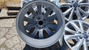 5x112 R17 --- VW GOLF 5,6,7,8 , CADDY , TOURAN - 6