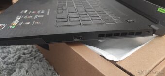 ASUS TUF Gaming A17 RTX 4050 6GB RAM 32GB - 6
