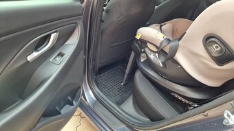 Hyundai i30 Fastback 103kw - 6