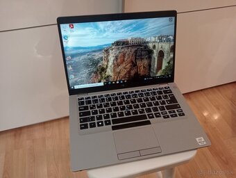 predám Dell Latitude 5410 , Intel core i5 , 8gb ram , ssd - 6