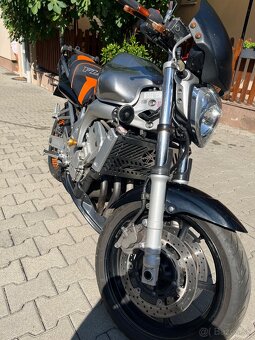 Yamaha - 6