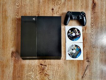 PS4 500GB - 6