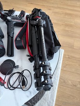 Predám Canon EOS 77D s kompletnou výbavou. - 6