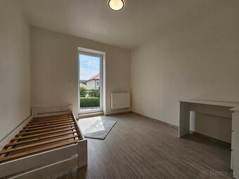 Novostavba 3 izbového bytu s parkovaním - Svinná NA PREDAJ - 6