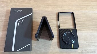 Vymenim Samsung Flip 7 cierny 256gb kupeny v Samsungu - 6