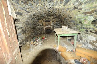 4 izbový poschodový rodinný dom na predaj - 6