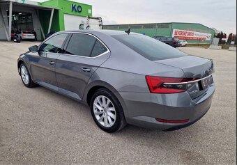 Škoda Superb 2.0 TDI SCR Style DSG - 6