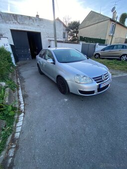 Volkswagen Jetta - 6
