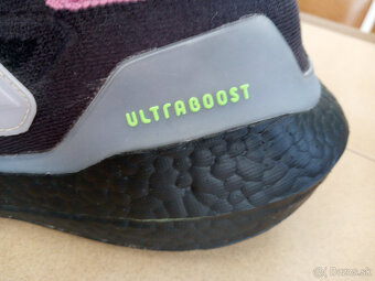 Damske bezecke tenisky ADIDAS Ultraboost. - 6