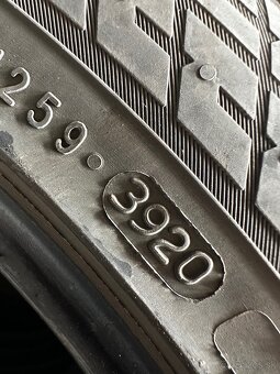 ZIMNÁ SADA 245/45 R19 NOKIAN WR SNOWPROOF P - 6