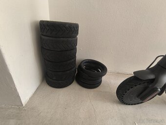 El kolobezka Xiaomi Mi Scooter M365 - 6