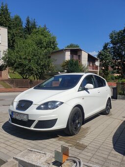 SEAT ALTEA XL 1.9TDi 77kw.Rok 2010 - 6