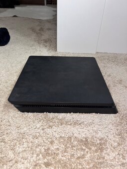 Playstation 4 slim 1TB - 6
