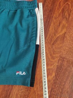 Sportovní šortky FILA – retro styl, velikost L - 6