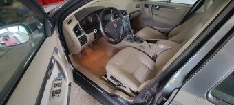 VOLVO S60 2.4i 125kW Momentum - 6