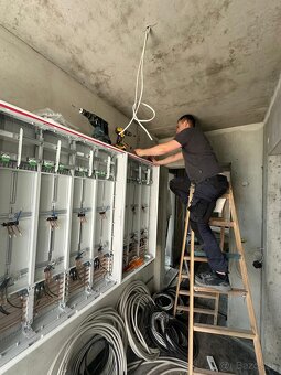 Elektrikár východne Nemecko - 6