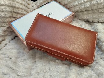 Dámska peňaženka hnedej farby - 6