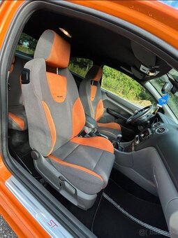 Ponúkam na predaj Focus ST 2008 FL - 6