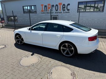 Audi A5 2.0TDi 140kW S-Line - 6
