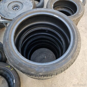 215/45 r18 pirelli - 6