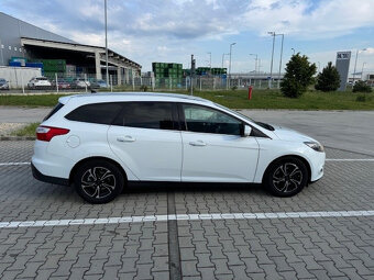 Predám Ford Focus 2.0 TDCi Titanium - 6