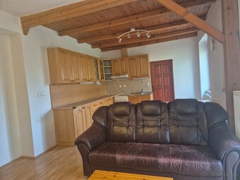 3 izbový byt do prenájmu v Nových Zámkoch. - 6