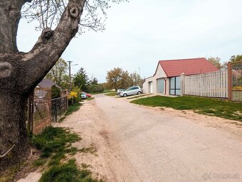 Stavebný pozemok 852m2 v tichej štvrti plnej novostavieb 7 m - 6
