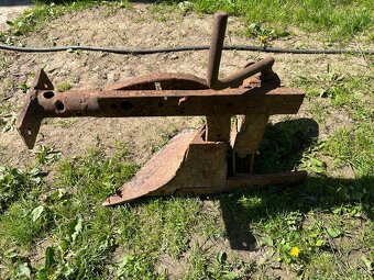 náprava s kolesami na malotraktor, pluh na oranie - 6
