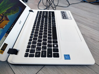 notebook Acer 15.6", Pentium 4405u, 8GB DDR3, SSD - 6