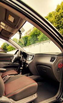 Kia Rio - 6