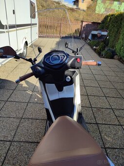 Sym HD 300 len 1700km - 6