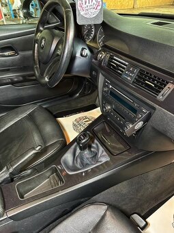 Bmw e92 320i coupe - 6