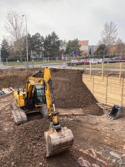 Predám rýpadlo JCB JS 220 (25 tun) v TOP stavu 5950 MTH - 6