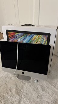 Predám iMac 21.5" 4K 2017 Intel Core i5 6-Core 3.0GHz - 6