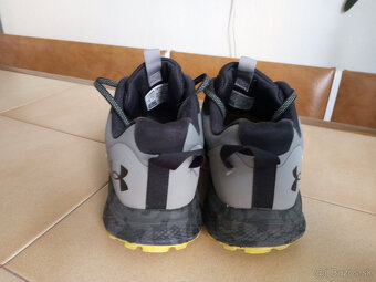 Panske bezecke tenisky UNDER ARMOUR CHarged Bandit - 6